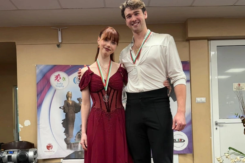 Azerbaijani figure skaters clinch bronze in Bulgaria