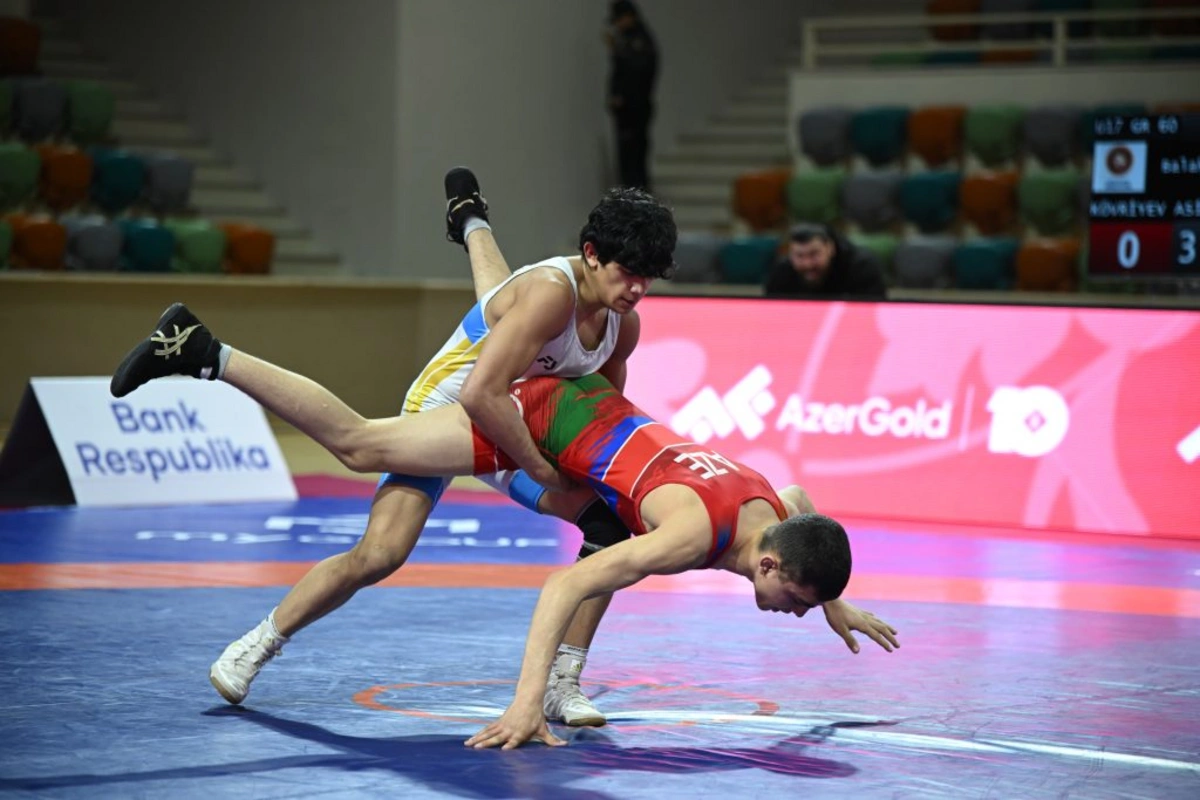 U-17 Azerbaijan Wrestling Championship Kicks Off in Ganja