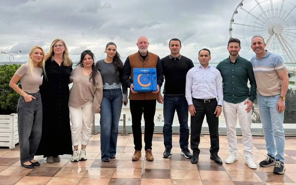 "Wrestling for Peace" founder Dan Russell holds meeting in Baku