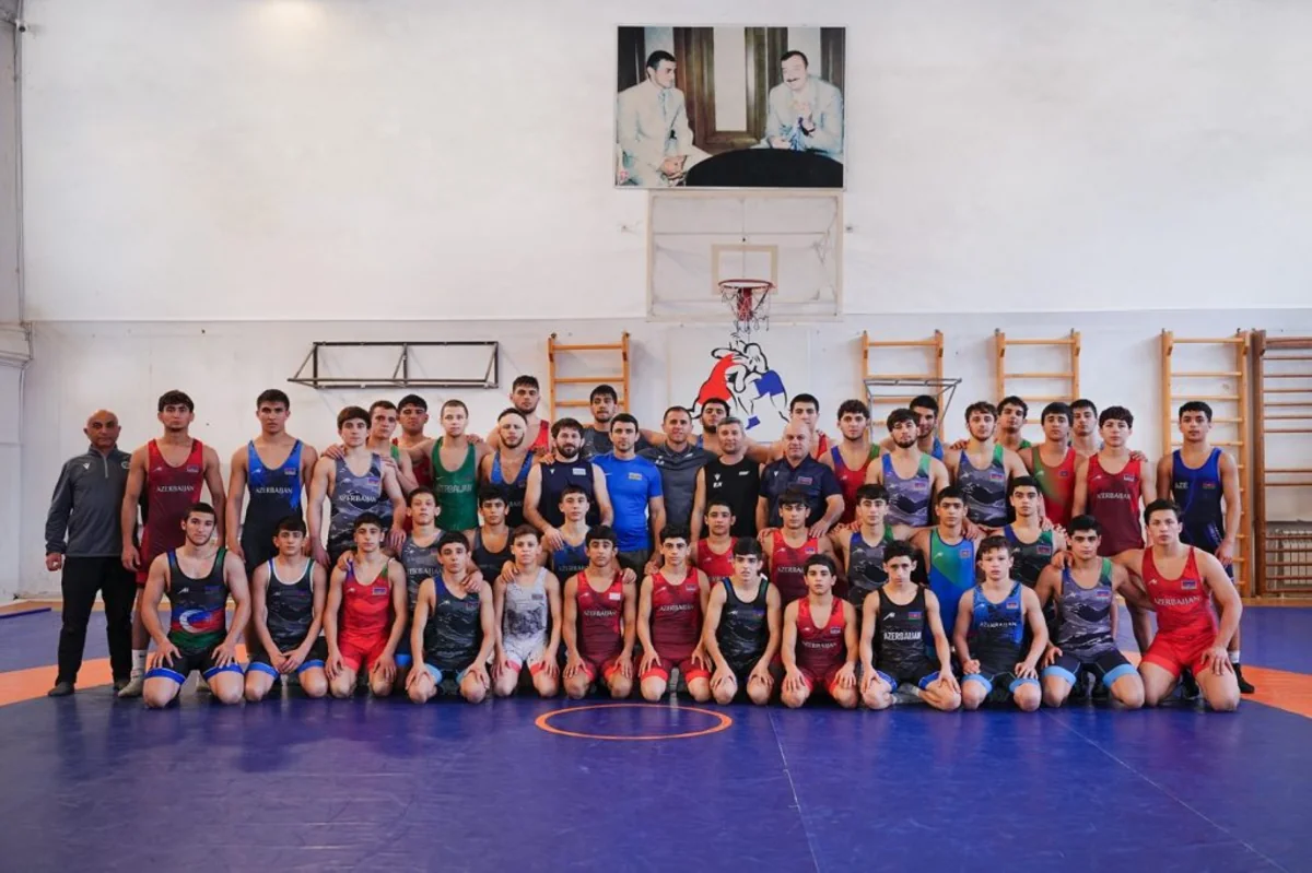 Azerbaijan U-17 Greco-Roman wrestling team holds open training session