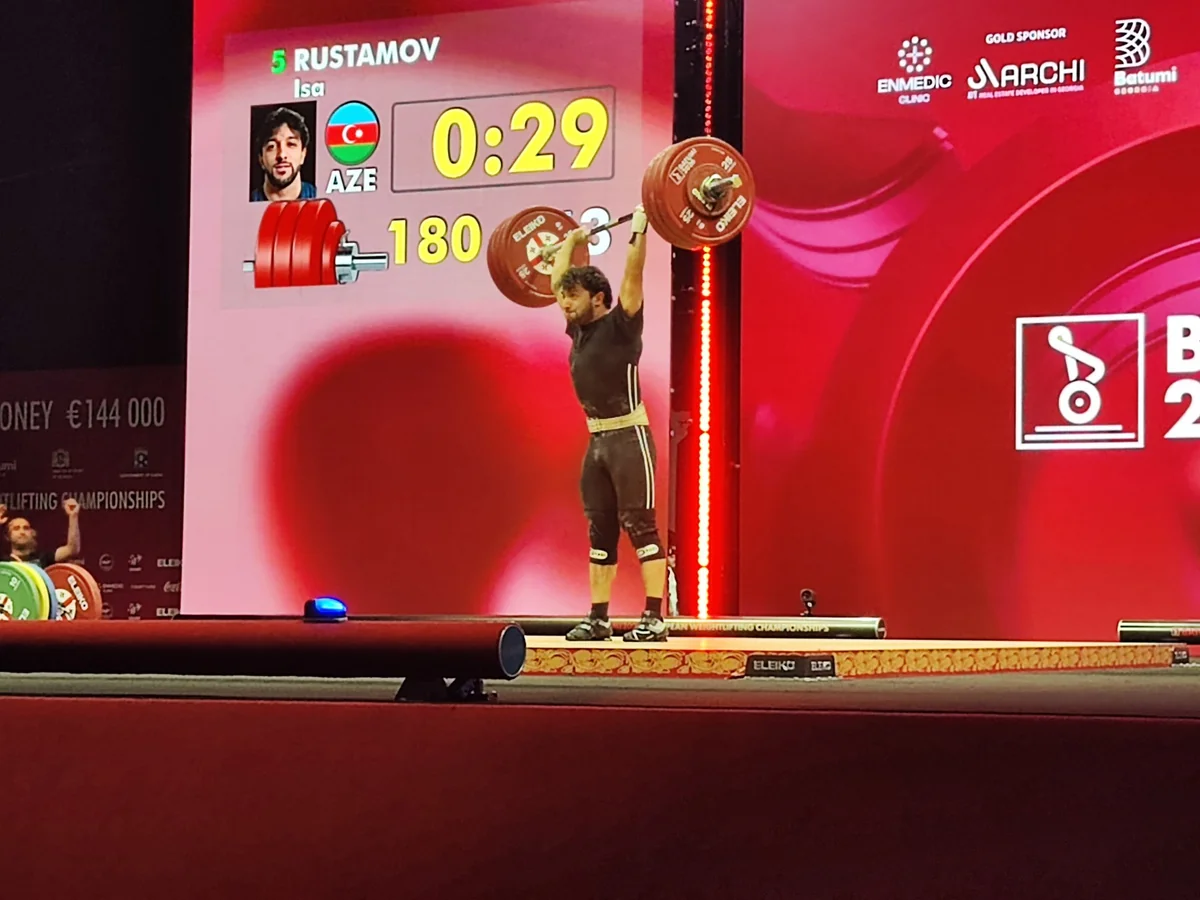Azerbaijani Weightlifter Bags Snatch Silver in Batumi