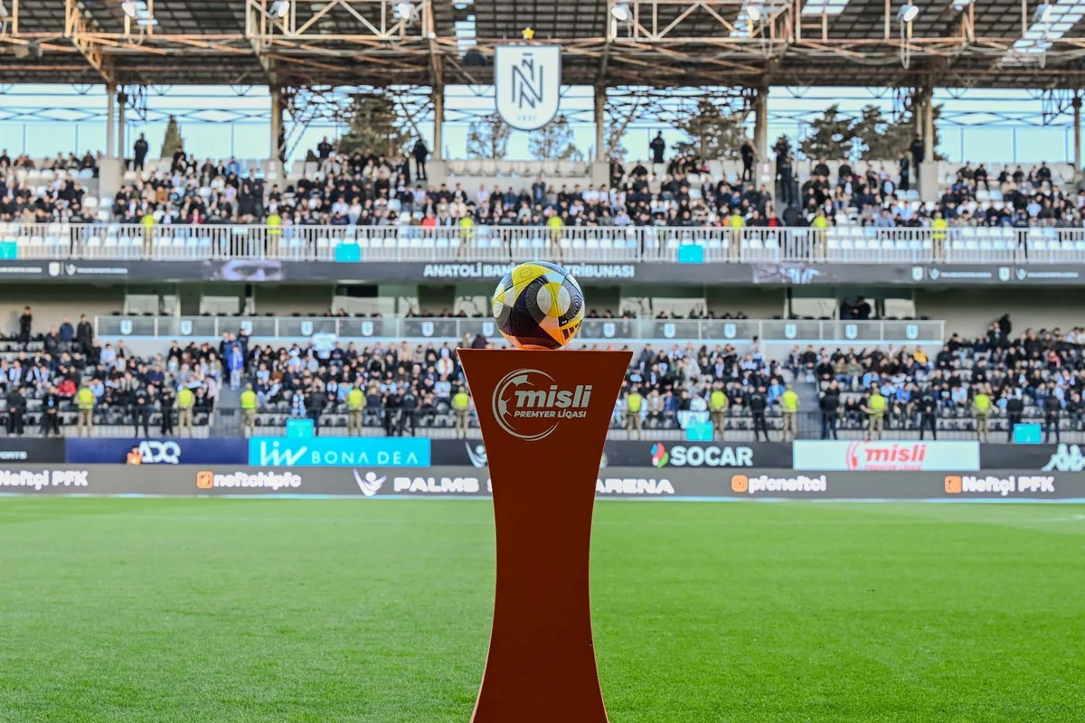 Referees Announced for Neftchi vs. Qarabag Derby