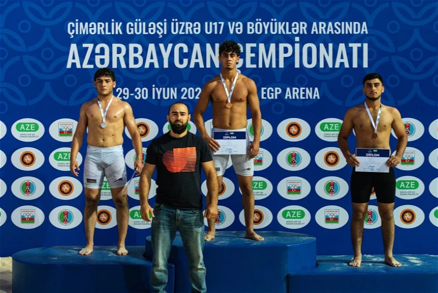 Four Champions Crowned at Record Baku U-17 Wrestling Event