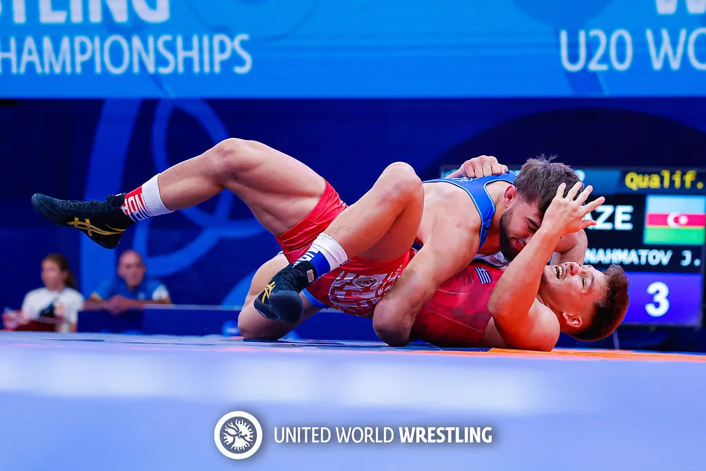 Azerbaijani Wrestlers Triumph in Bratislava with Silver and Bronze Medals
