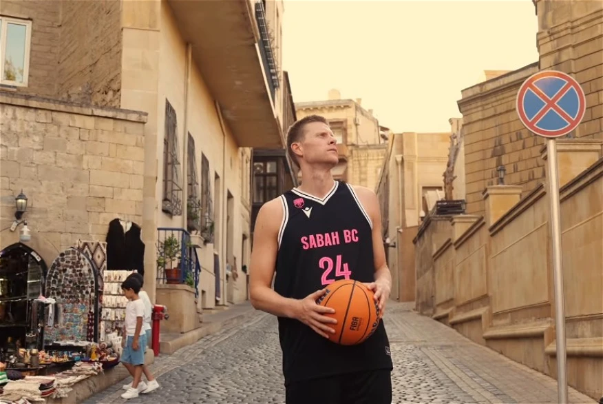 Sabah BC Sign American Forward Evan Bruinsma