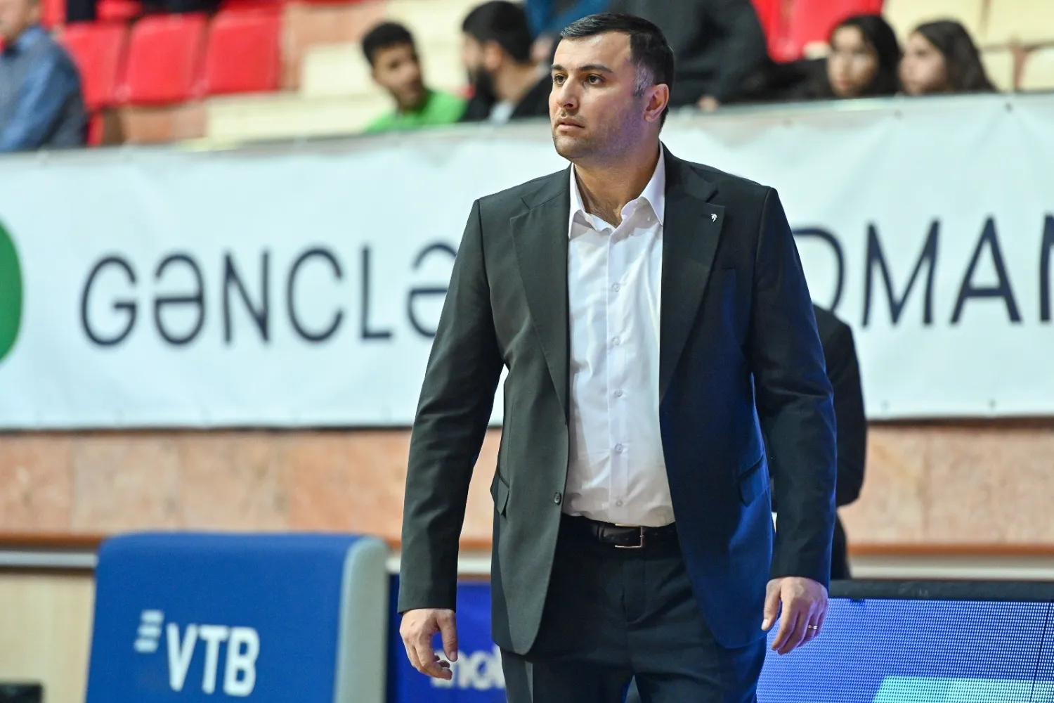 Anar Sariyev: 