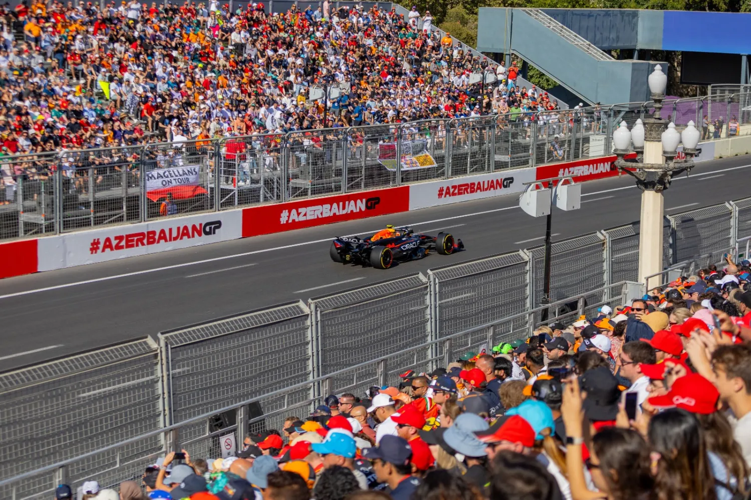 Baku F1 10th Anniversary: New Grandstand Installed