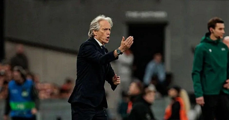 Jorje Jezuş Ronaldu ilə bağlı qalmaqaldan danışıb xəbəri üçün şəkil