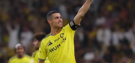 Ronaldo 981-ci qolunu Neftçiyə vurdu - VİDEO xəbəri üçün şəkil