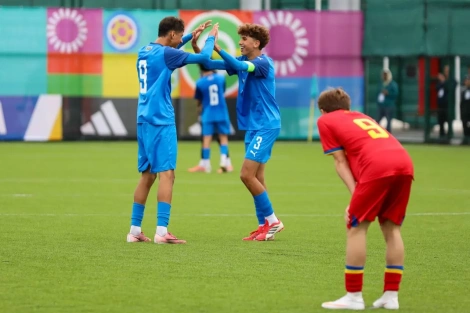 FIFA U-15 dünya çempionatı: Millimiz günün ilk oyununda qələbə qazandı xəbəri üçün şəkil