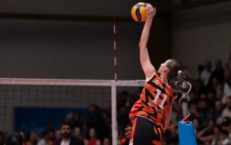 DH Volley avrokuboklarda ilk oyununda qələbə qazandı xəbəri üçün şəkil