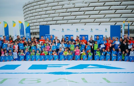 FIFA-nın “Məktəblərdə Futbol” seminarı “Boots for All” festivalı ilə yekunlaşıb xəbəri üçün şəkil