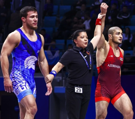 Arseniy Djioyev ilk dəfə dünya çempionatının finalında xəbəri üçün şəkil
