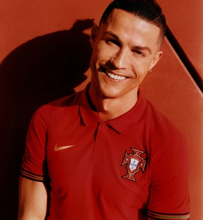 ronaldo 648x700