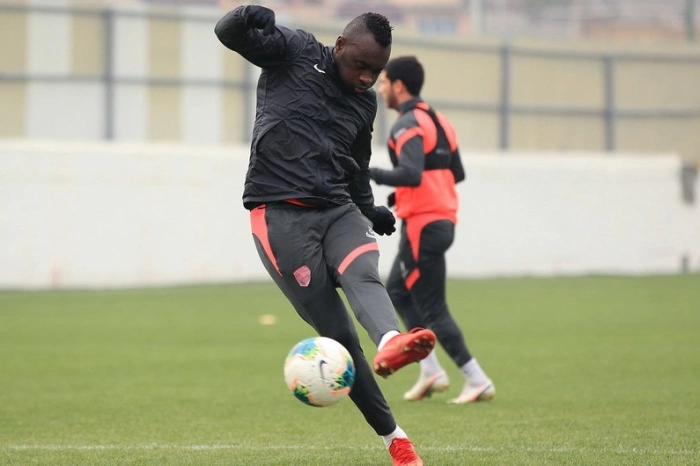 ulisse diallo 1608039602