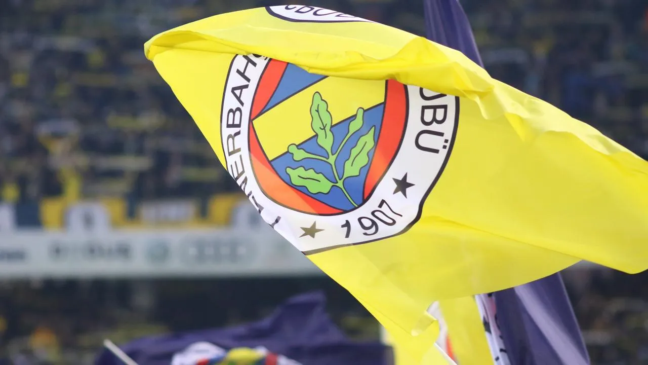 Fənərbağça hücumçusunu tapdı