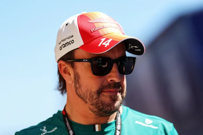 Fernando Alonso Hamiltonun maşınını autsayderə versən o da hər dəfə podiuma çıxar