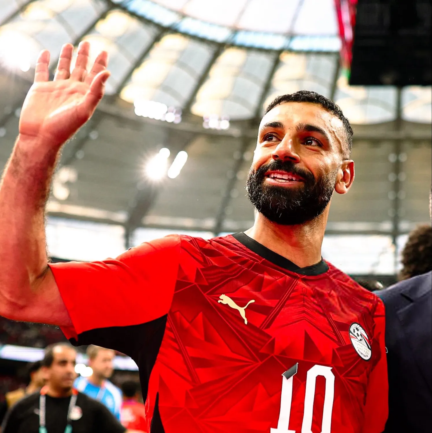 ƏlHilal Məhəmməd Salah üçün kisənin ağzını açdı