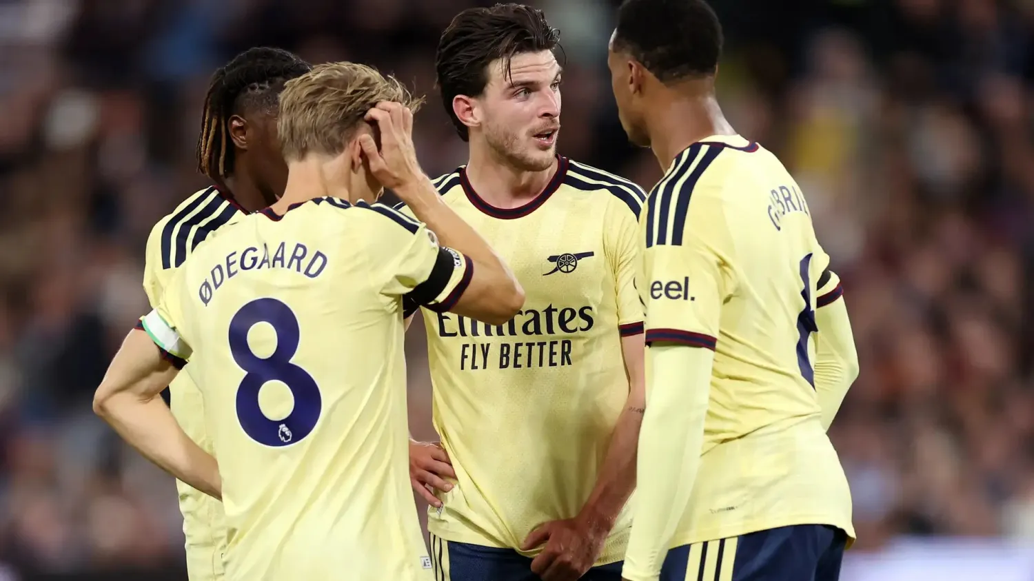 Premyer Liqa Arsenal Aston Villanı məğlub etdi  VİDEO
