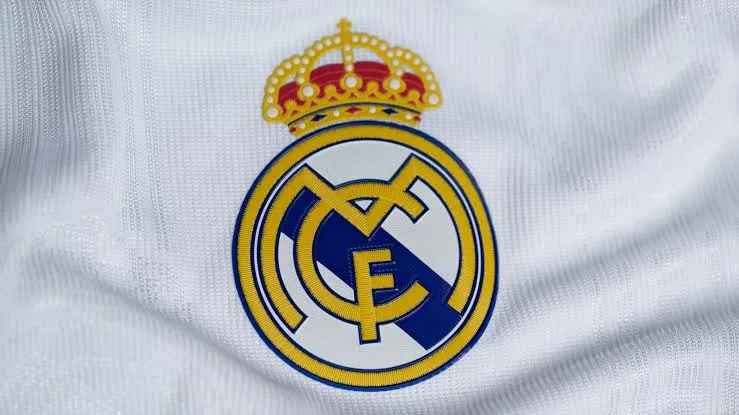 Real Madrid əfsanəsi Bundesliqa yolunda