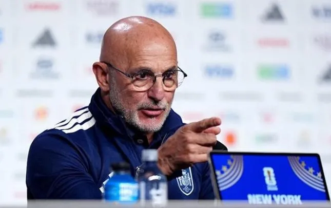 Dünya çempionu UEFAdan narazı qaldı