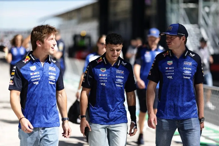 Red Bullun pilotu İspaniya Qranprisini də buraxacaq