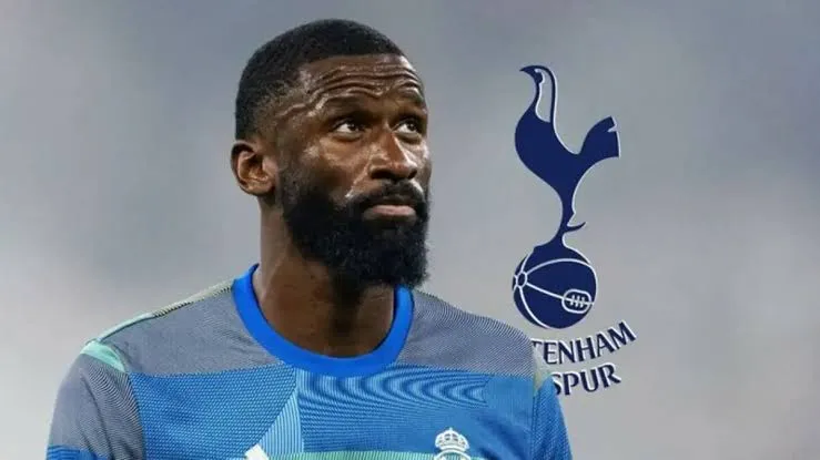Tottenham Antonio Rüdigeri hədəfə alıb