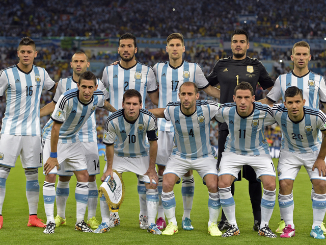 Argentina millisinin əsas futbolçusu yığmadan getdi