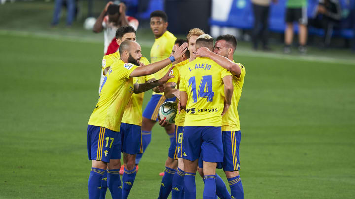 La Liqaya yüksələn ilk klub müəyyənləşdi 