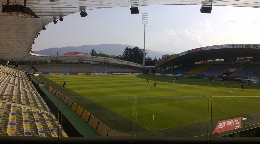 Daha bir klubda baş məşqçi istefası