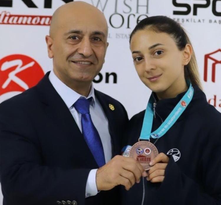 Məni rayonumuzda örnək göstərənlər də var  Avropa üçüncüsü